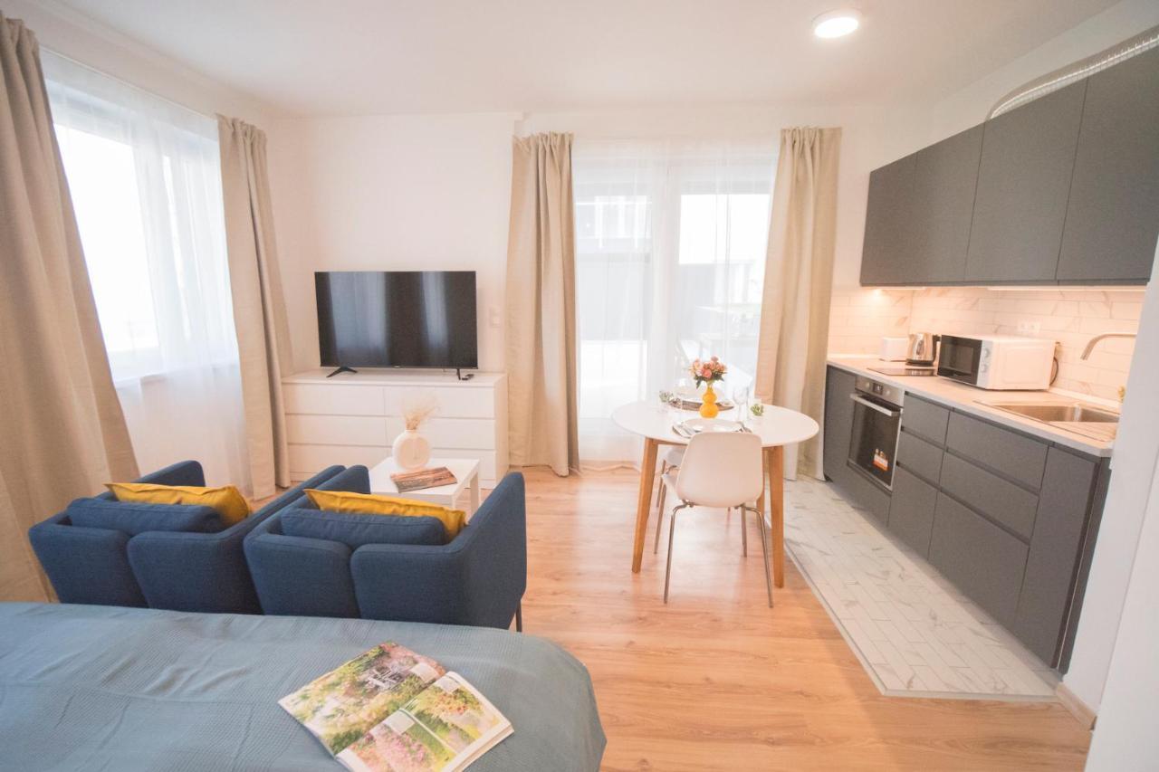 K110 Klapka Apartment Boedapest Buitenkant foto